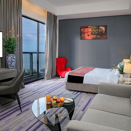 Bahang Bay Hotel Телюк Баганг Екстер'єр фото